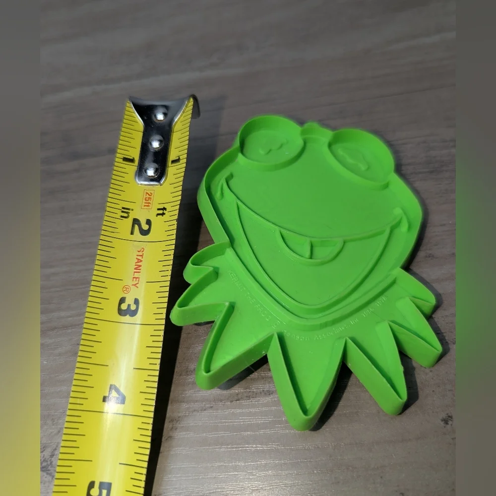 Vintage Kermit the Frog Cookie Cutter
